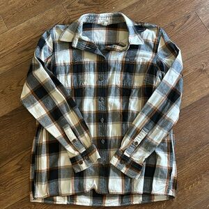 Duluth Trading Womens plaid button down shirt